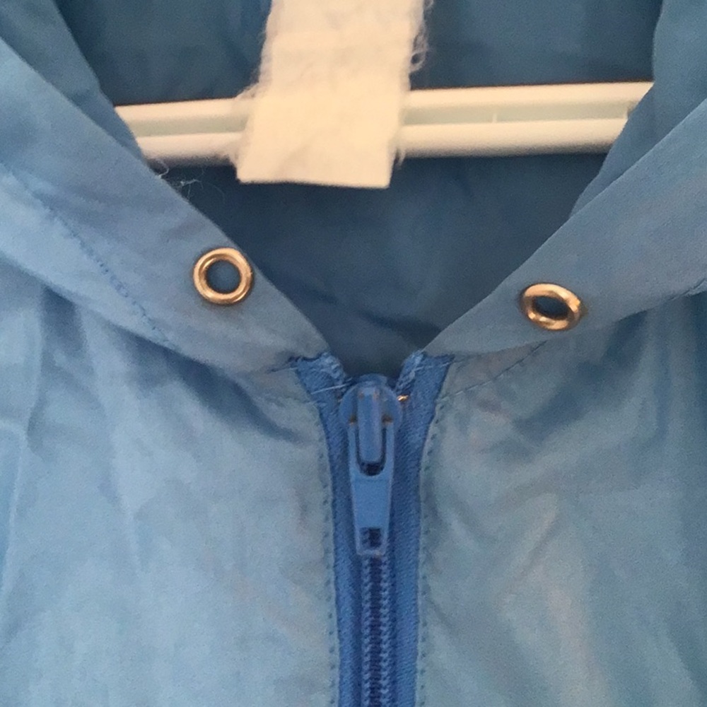 Y2K Vintage Levi's unisex light Blue Hooded  wind breaker .M - Picture 7 of 8